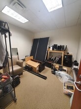 523 Park Point Dr, Golden, CO for lease Building Photo- Image 2 of 5