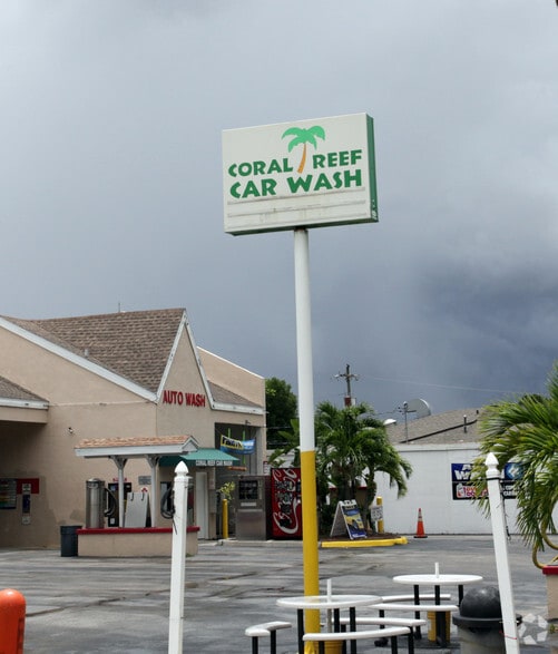 826 Cape Coral Pky E, Cape Coral, FL for sale - Building Photo - Image 3 of 3