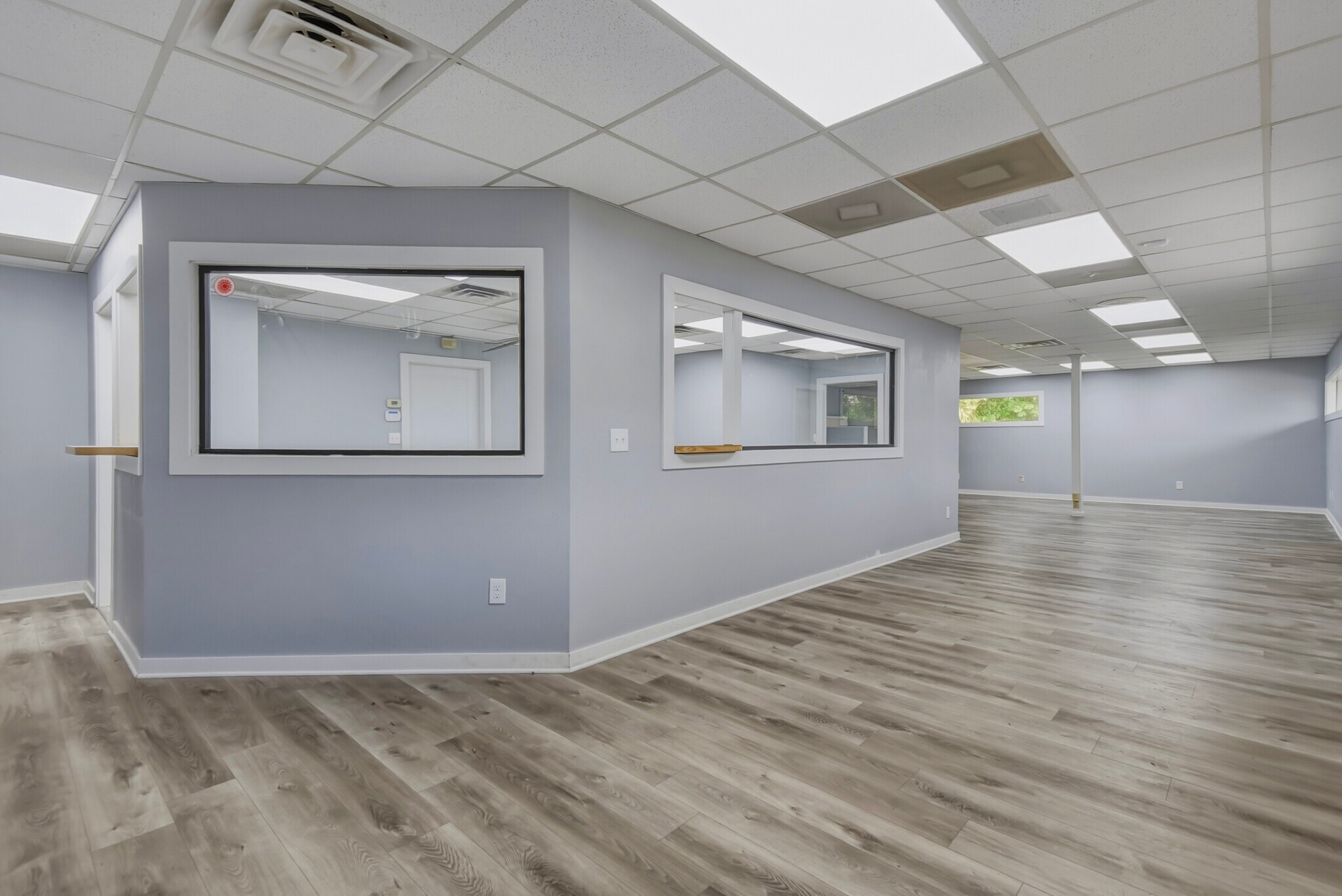 953 Lane Ave S, Jacksonville, FL for lease Interior Photo- Image 1 of 18