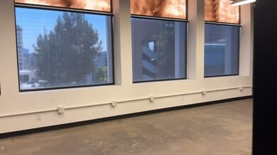 207 S Broadway, Los Angeles, CA à louer - Vidéo sur l’inscription commerciale 