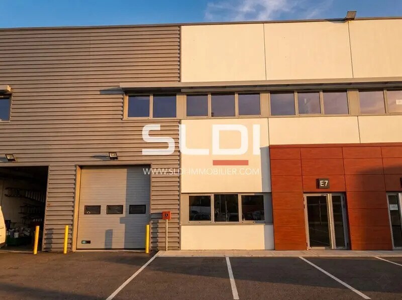 50 Rue Jean Zay, Saint-Priest for lease Building Photo- Image 1 of 8