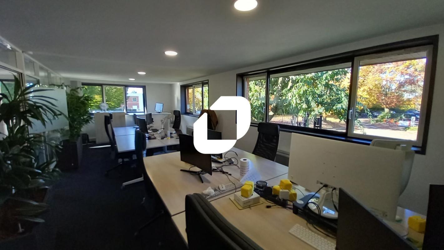 Office in VILLENEUVE-D'ASCQ for lease Building Photo- Image 1 of 10