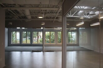 660 Pennsylvania Ave SE, Washington, DC for lease Interior Photo- Image 2 of 4