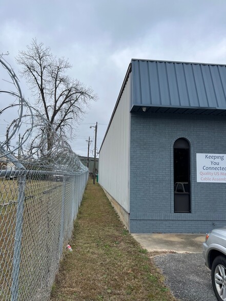 415 Flint Ave, Albany, GA for sale - Building Photo - Image 3 of 12