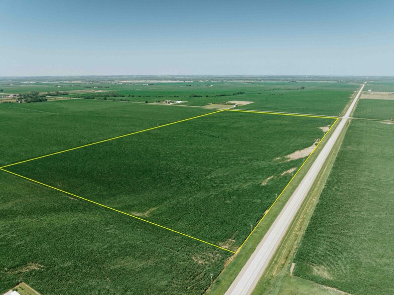28499 Pawnee Rd, Valley, NE for sale - Primary Photo - Image 1 of 13
