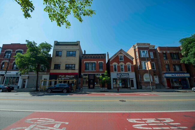 More details for 1829 W Chicago Ave, Chicago, IL - Retail for Lease
