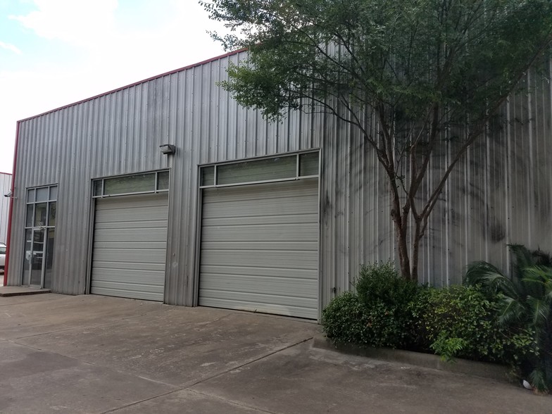 6242 Richmond Ave, Houston, TX for sale - Building Photo - Image 2 of 7