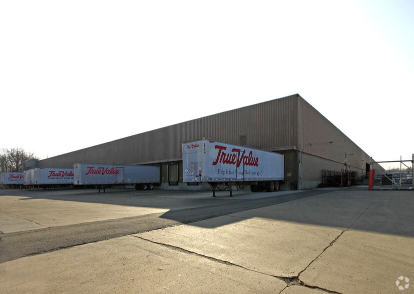 26025 First St, Westlake, OH for sale - Building Photo - Image 2 of 3