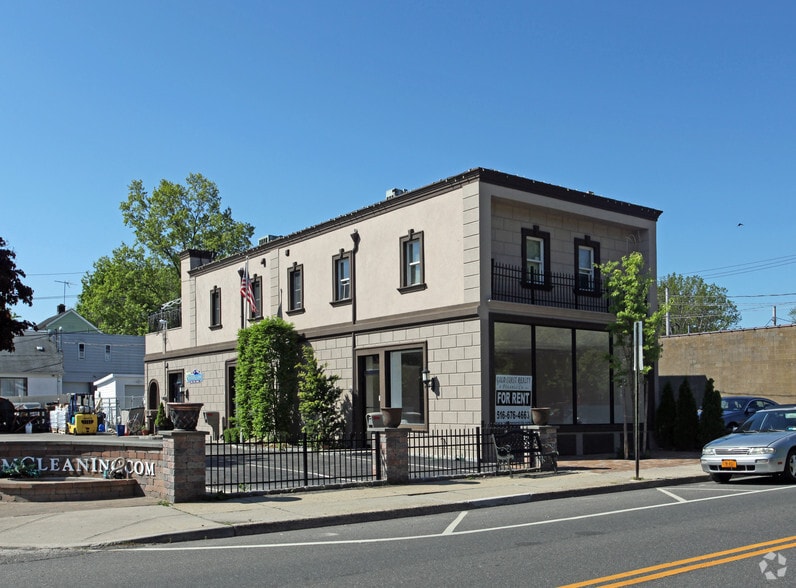 49 Glen Head Rd, Glen Head, NY for lease - Primary Photo - Image 1 of 4