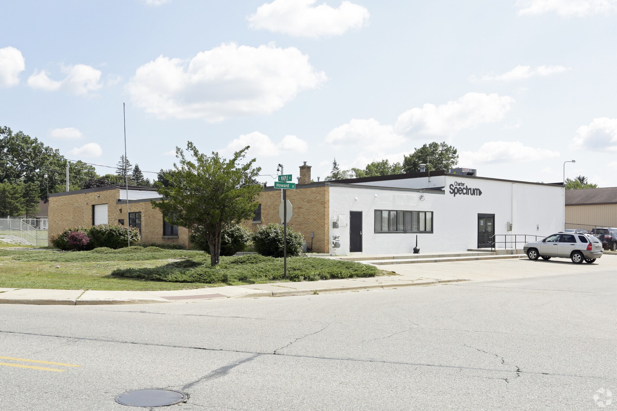 1100 Maple St, Big Rapids, MI for lease Building Photo- Image 1 of 7