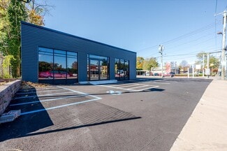 More details for 304 Larkfield Rd, East Northport, NY - Retail for Sale