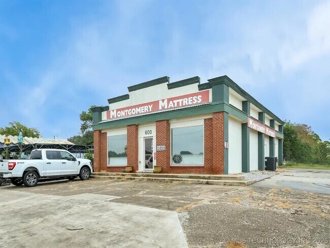 More details for 600 N Commerce St, Ardmore, OK - Retail for Lease