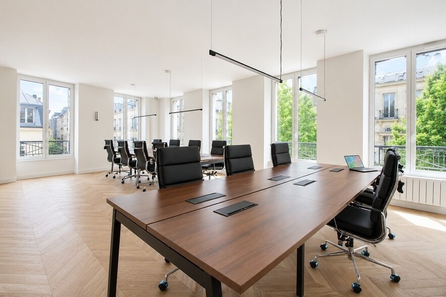 33 Rue De La Chaussee D'Antin, Paris for lease - Building Photo - Image 2 of 8
