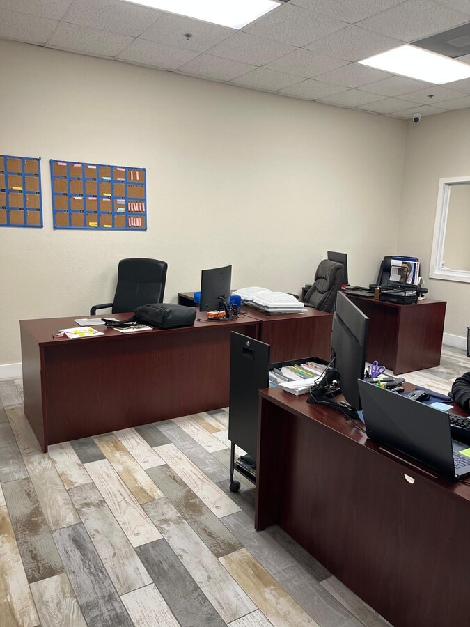 20871 Johnson St, Pembroke Pines, FL 33029 - Unité 116 -  - Photo intérieure - Image 1 of 6