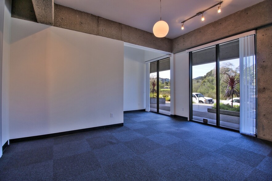 660 Camino Aguajito, Monterey, CA for lease - Building Photo - Image 3 of 11