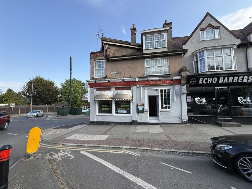 1 Echo Sq, Gravesend for lease Building Photo- Image 1 of 3