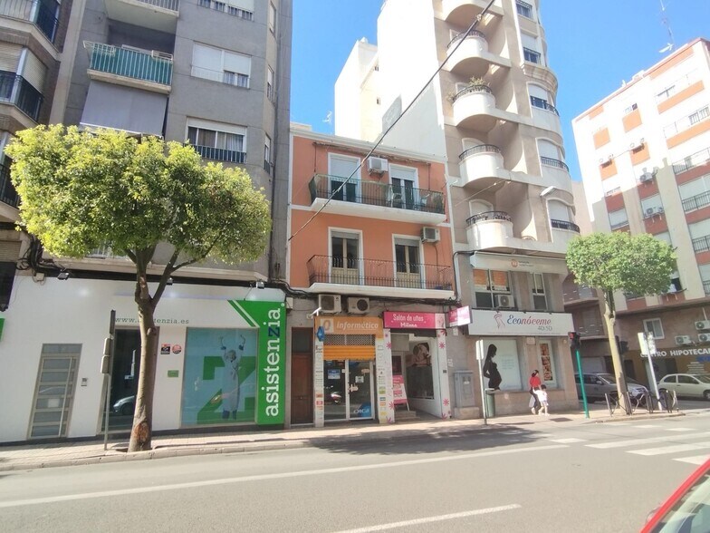 Commerce de détail dans Elche, Alicante à louer - Photo du bâtiment - Image 1 de 13