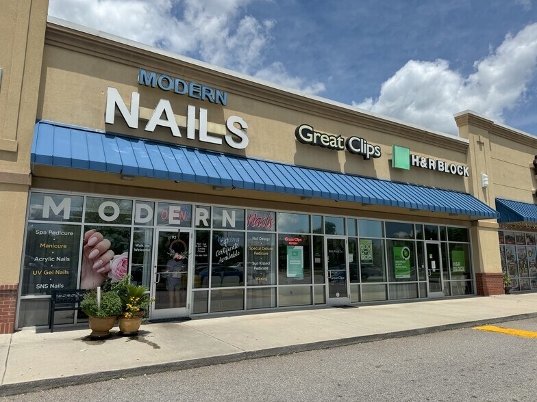 142 Walmart Way, Eastanollee, GA à louer - Photo du bâtiment - Image 2 de 4