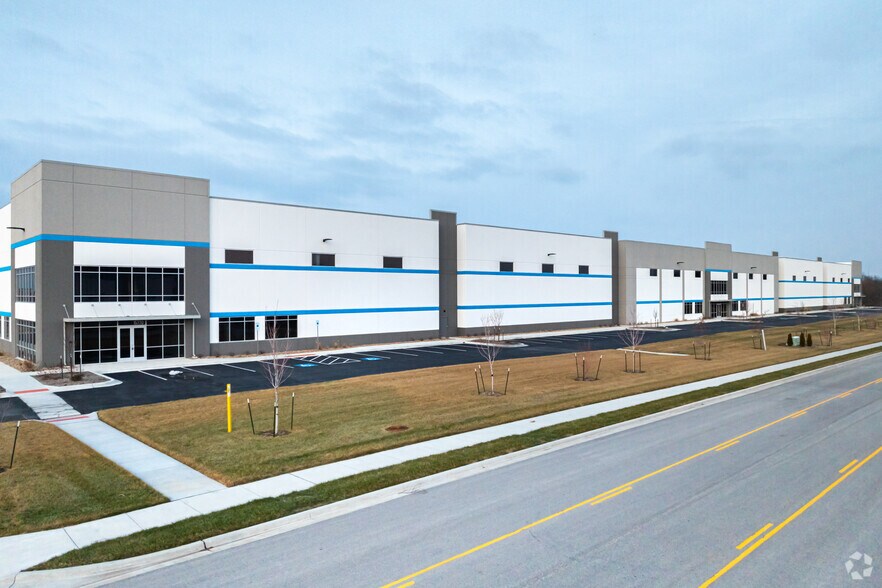 15770 S Theden St, Olathe, KS à vendre - Photo du bâtiment - Image 2 de 12