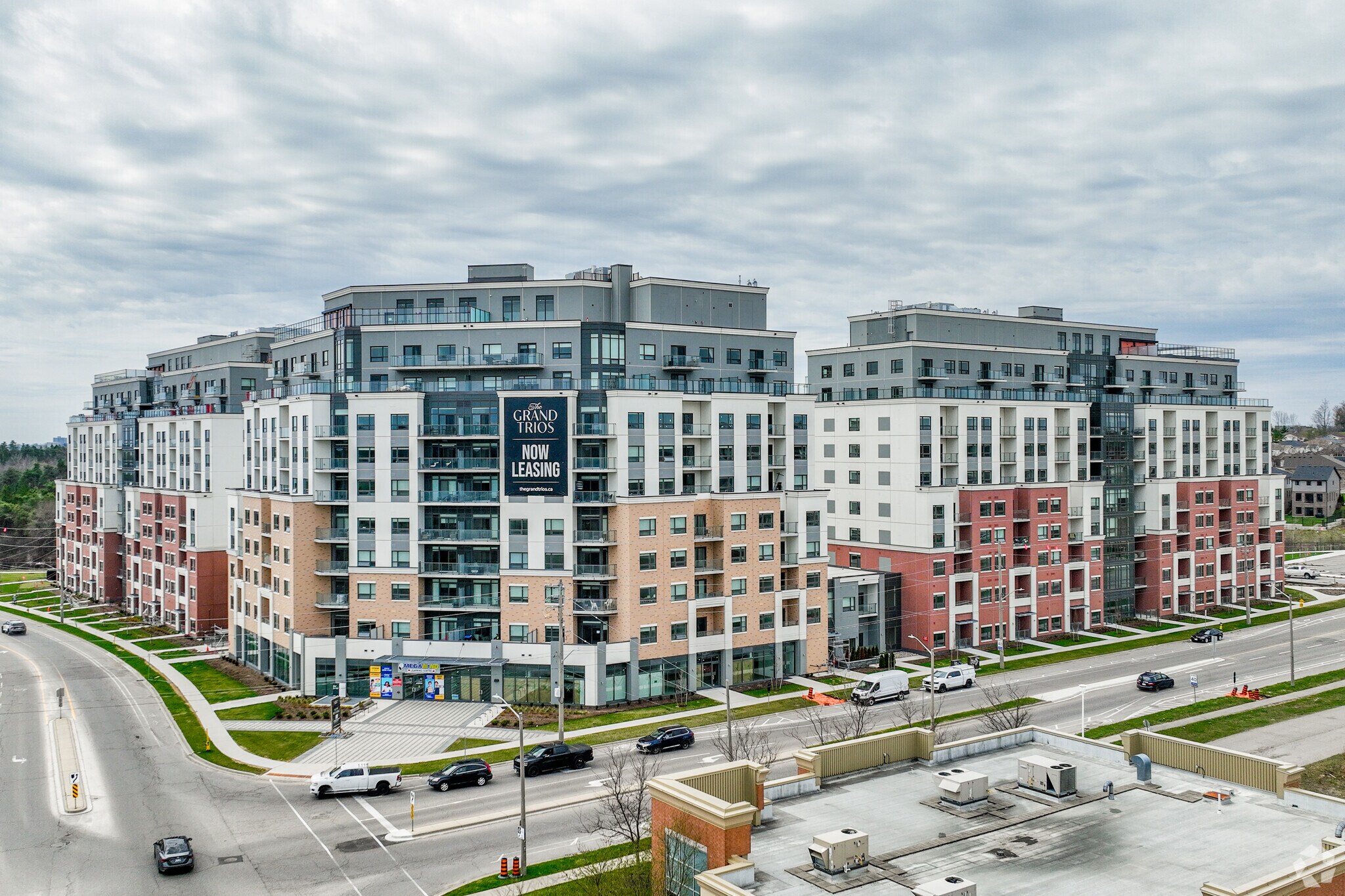 80-100 Starwood Dr, Guelph, ON à louer Photo principale- Image 1 de 34