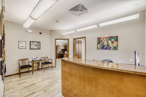 959 S Kipling Pky, Lakewood, CO à vendre - Photo du bâtiment - Image 3 de 10