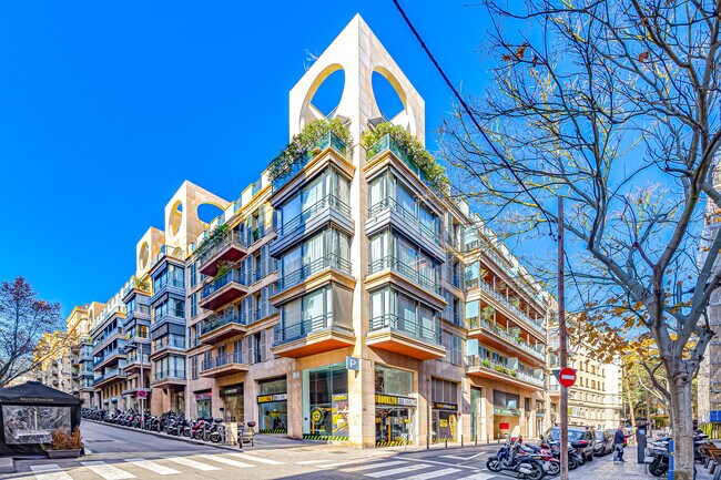 More details for Carrer de Folgueroles, 17, Barcelona - Office for Lease