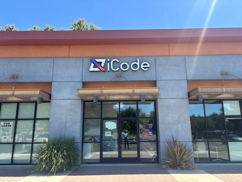 5968 Silver Creek Valley Rd, San Jose, CA for lease - Building Photo - Image 3 of 28