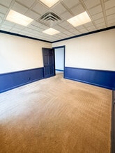 201 E Camperdown Way, Greenville, SC for lease Interior Photo- Image 2 of 2