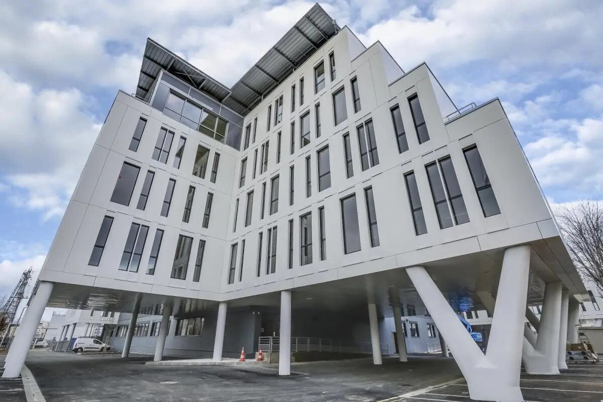 53 Rue Du Port, Nanterre for lease Building Photo- Image 1 of 11