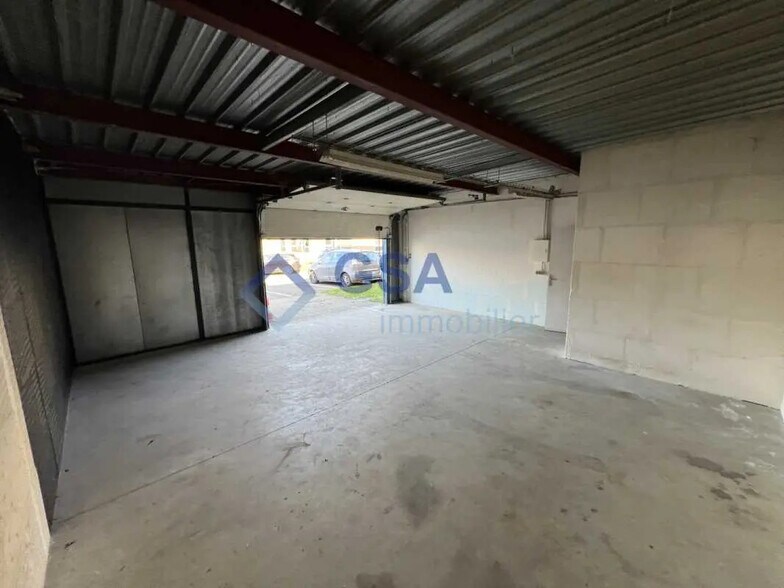 Flex dans Ris-Orangis à louer - Photo du bâtiment - Image 2 de 7