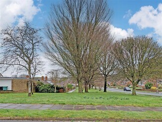 Plus de détails pour 39 Pococks Rd, Eastbourne - Terrain à vendre