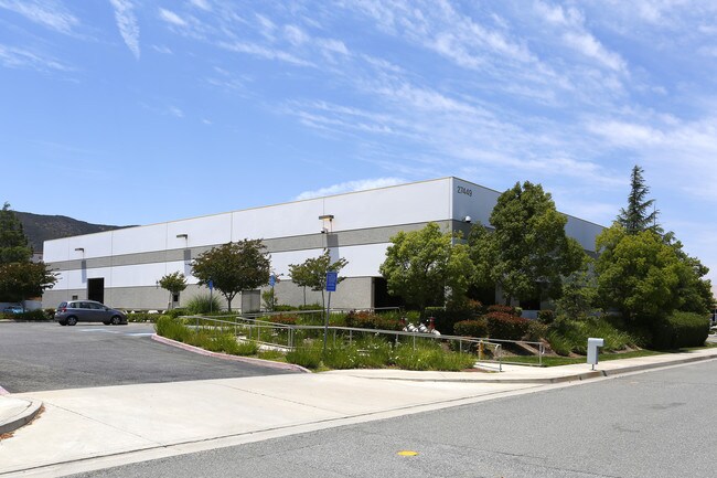 Plus de détails pour 27449 Colt Ct, Temecula, CA - Industriel à louer
