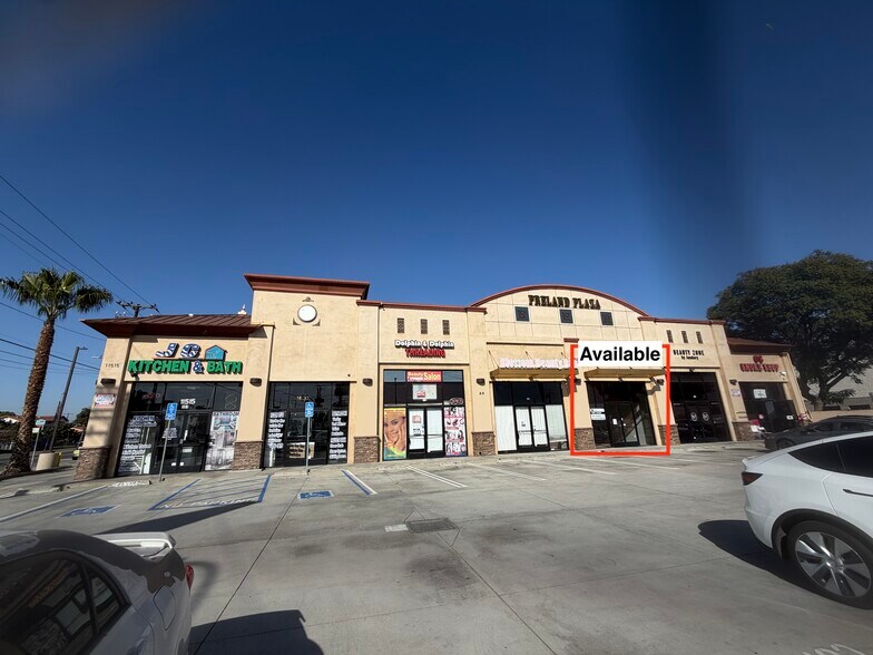11515 Slauson Ave, Whittier, CA à louer - Photo du bâtiment - Image 2 de 9