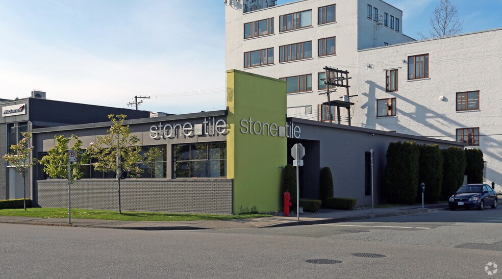 1775 Pine St, Vancouver, BC à louer - Photo principale - Image 1 de 3