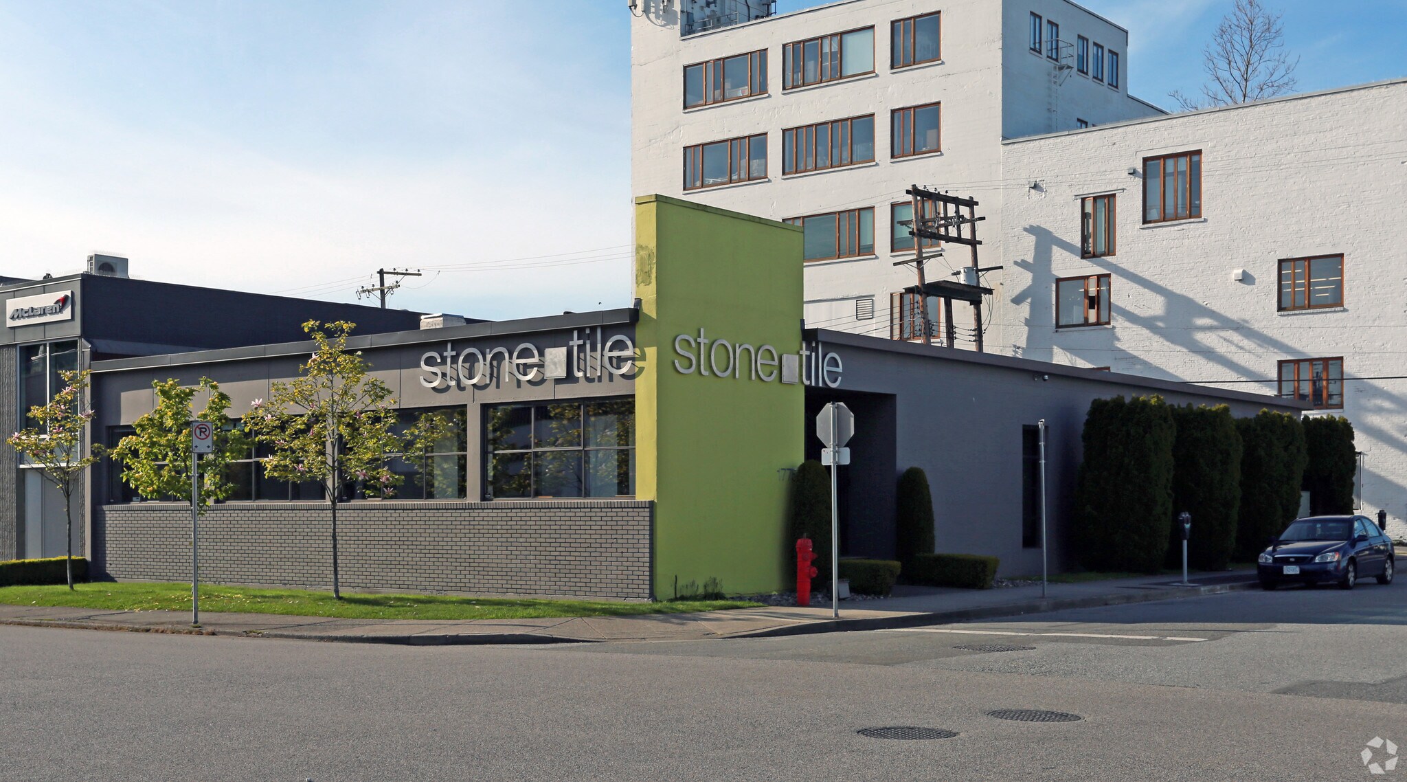 1775 Pine St, Vancouver, BC à louer Photo principale- Image 1 de 4