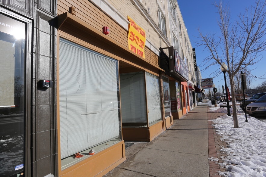 6500-6512 Cermak Rd, Berwyn, IL for lease - Building Photo - Image 3 of 10