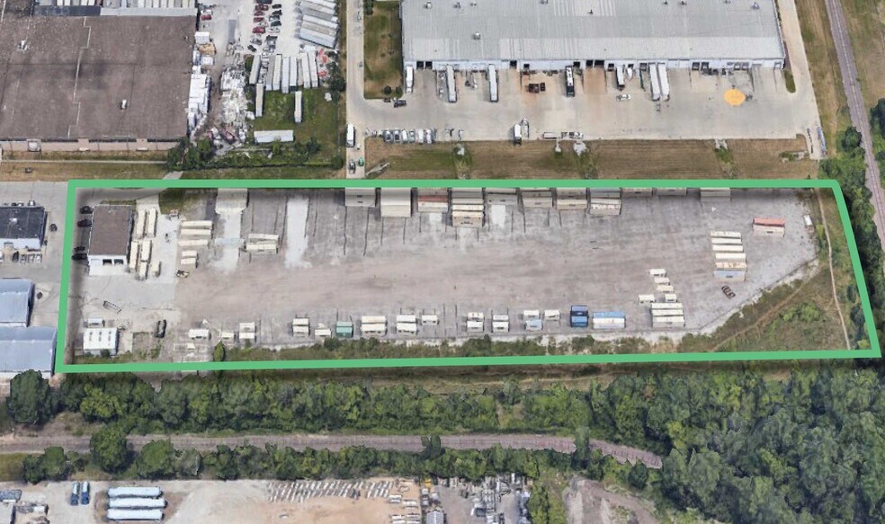 4545 NE 14th St, Des Moines, IA à louer - Photo du bâtiment - Image 3 de 4