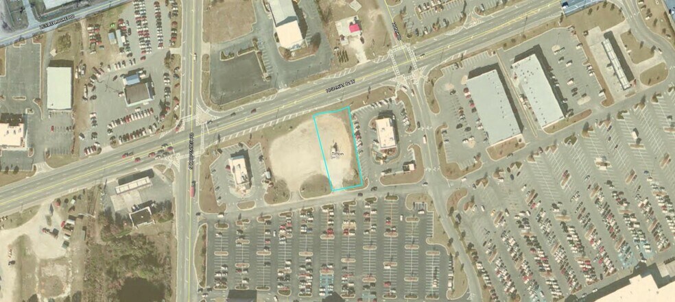 2004 W US HWY 82, Tifton, GA à vendre - Photo du bâtiment - Image 2 de 2