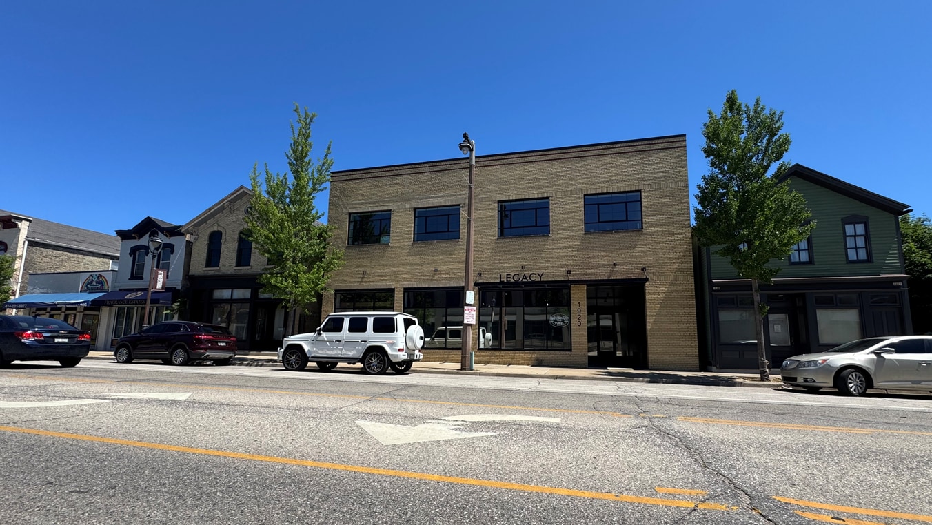 1920 N Dr Martin Luther King Dr, Milwaukee, WI for lease Primary Photo- Image 1 of 3