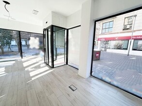 Retail in Majadahonda, Madrid for lease Interior Photo- Image 2 of 14