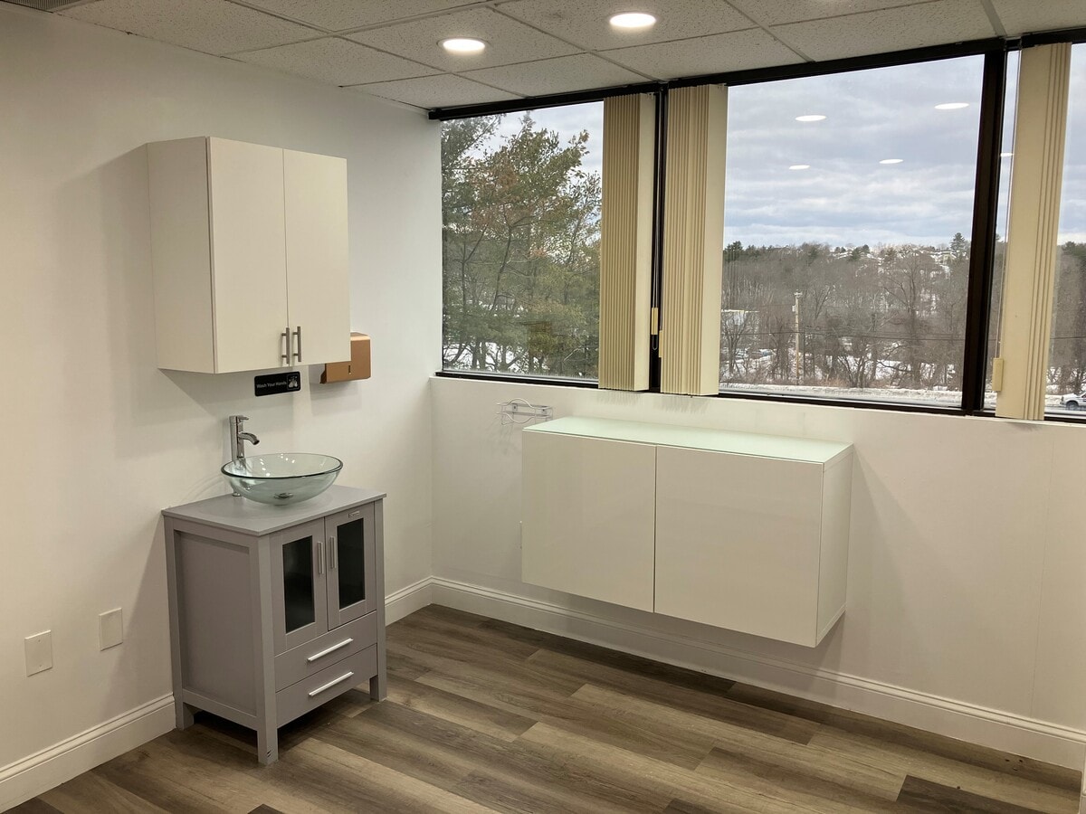 30 Turnpike Rd, Southborough, MA 01772 - Unité 11 -  - Photo intérieure - Image 1 of 4