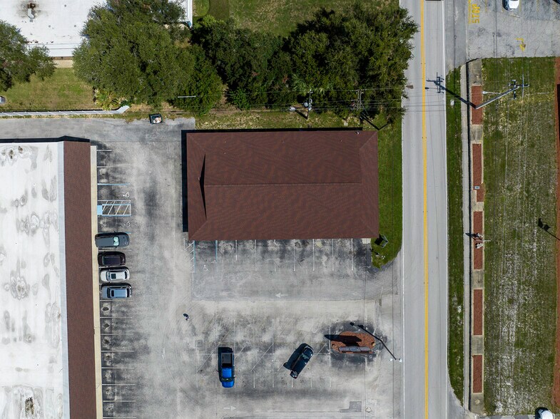 1225 Florida Ave S, Rockledge, FL à vendre - Photo du bâtiment - Image 3 de 7