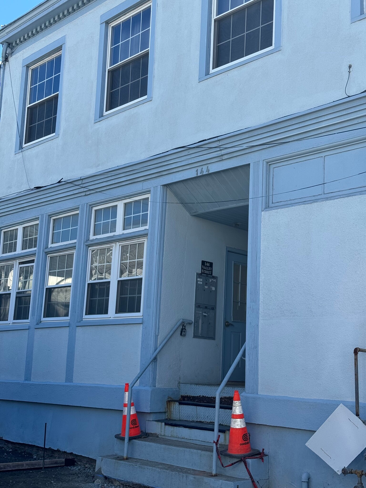 140 Valley St, Tarrytown, NY for lease Building Photo- Image 1 of 15