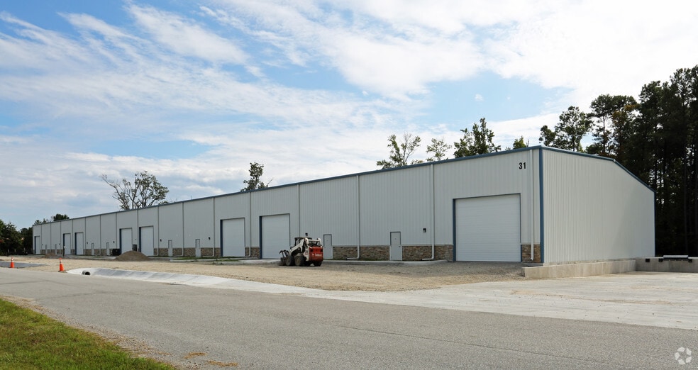 5164 W Military Hwy, Chesapeake, VA for lease - Building Photo - Image 3 of 5