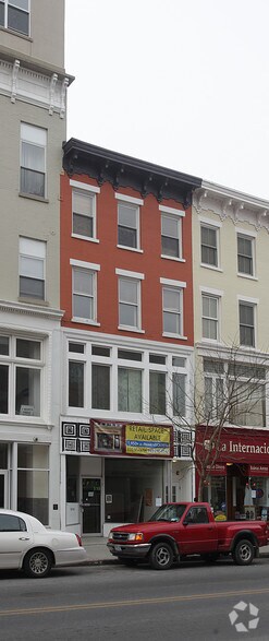 330 Main St, Poughkeepsie, NY à vendre - Photo principale - Image 1 de 7