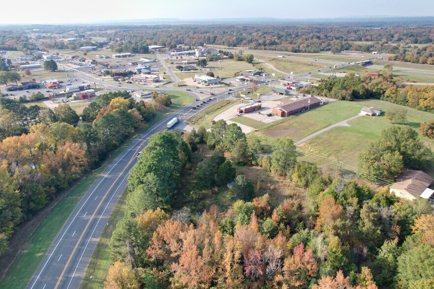 AR-9, Morrilton, AR à vendre - Photo du bâtiment - Image 2 de 7