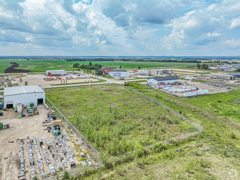 60 Manitoba Way, Spruce Grove, AB for lease - Aerial - Image 2 of 4