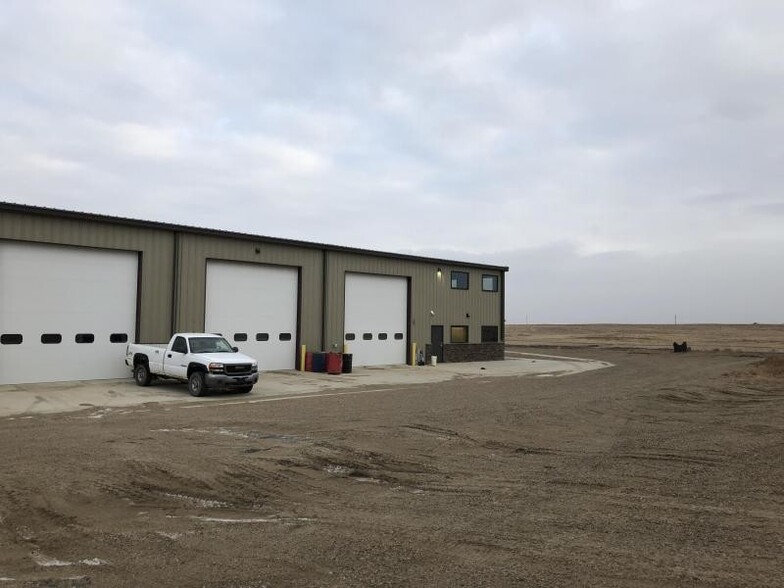 14480 Commerce Park Blvd, Williston, ND for sale - Building Photo - Image 2 of 21