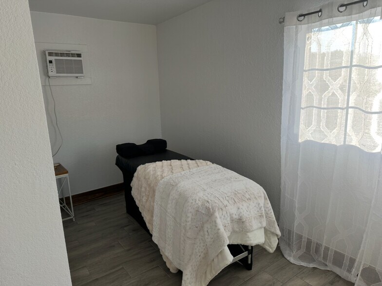 2947 US 270 Hwy, Krebs, OK à vendre - Photo du bâtiment - Image 3 de 16