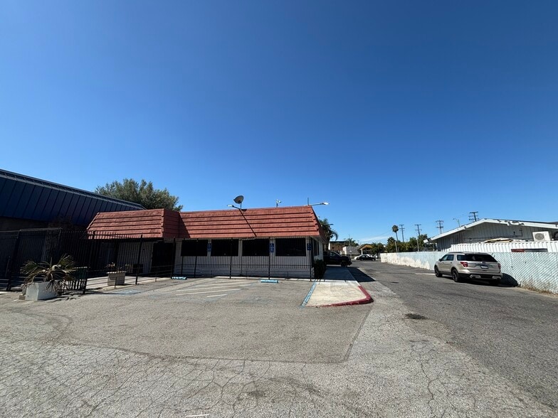 2444 Alvin Ave, San Jose, CA for lease - Building Photo - Image 2 of 15